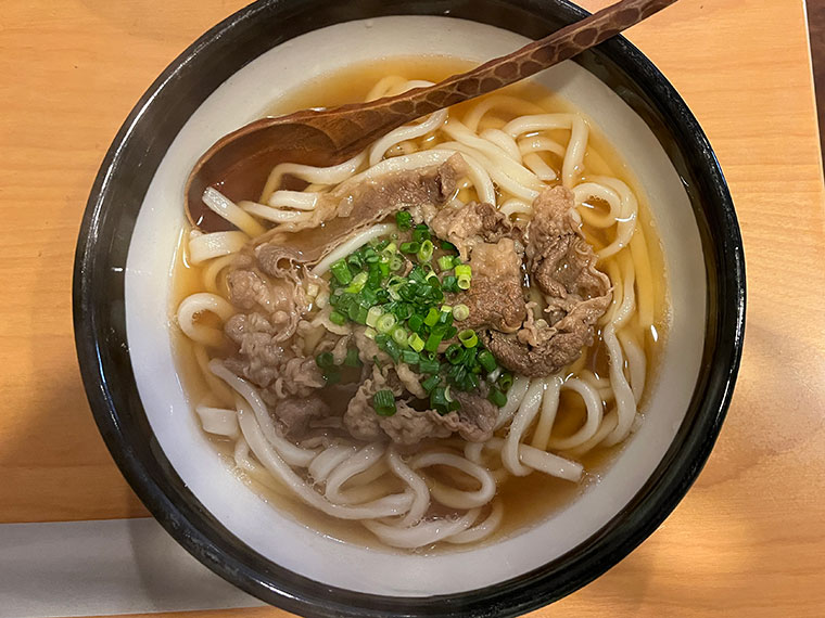 うどん処ごえん　肉うどん