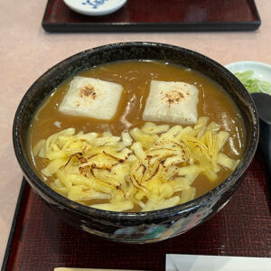 長寿庵 梅ヶ丘　もち入りチーズカレーそば
